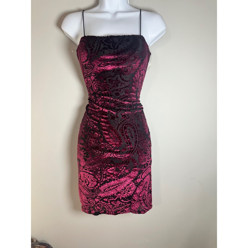 Fashion Magazine Vintage Y2K Burgundy Paisley Velvet Bodycon Mini Dress Small